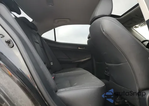 2019 Lexus Is 300 z USA, uszkodzony, nr VIN JTHBA1D23K5092328